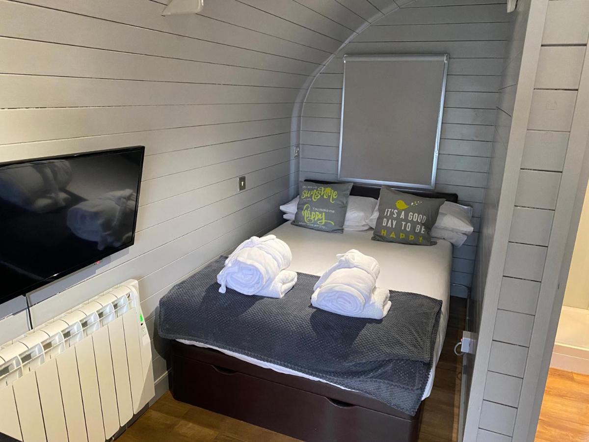 Highland Stays - Ben View Studio Pod & Jacuzzi Bath Fort William Buitenkant foto